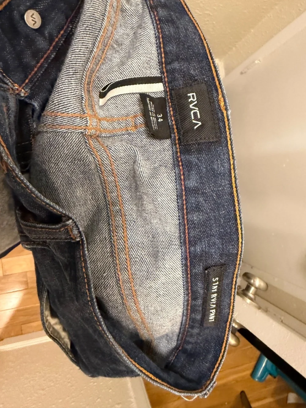 RVCA “Stay” Jeans 34x32